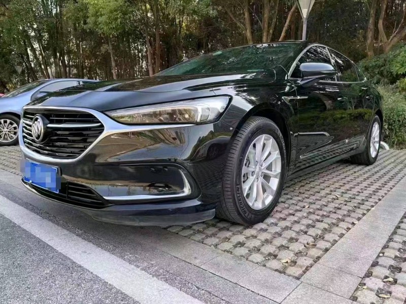 宜春21年别克君越7