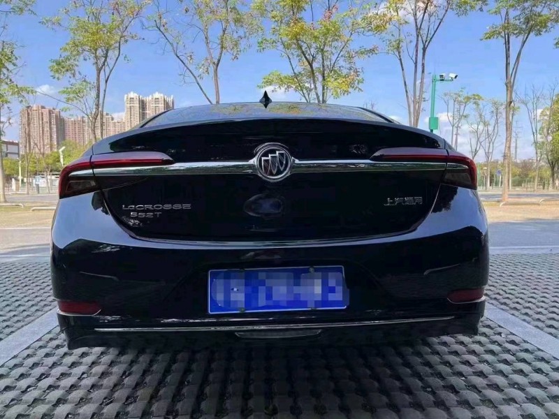 宜春21年别克君越1