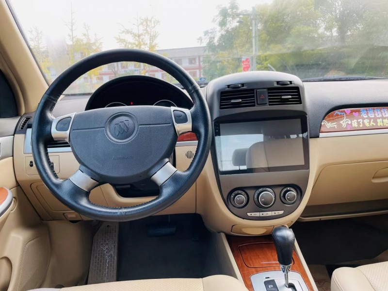 徐州11年别克凯越5