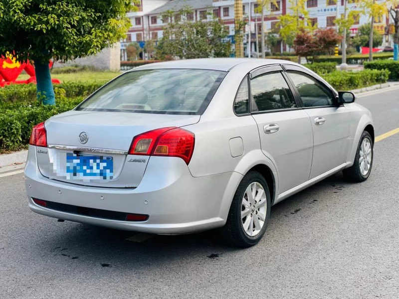 徐州11年别克凯越8