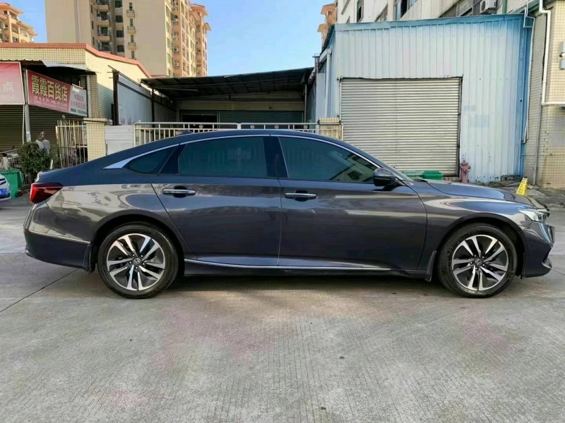 中山22年本田雅阁2