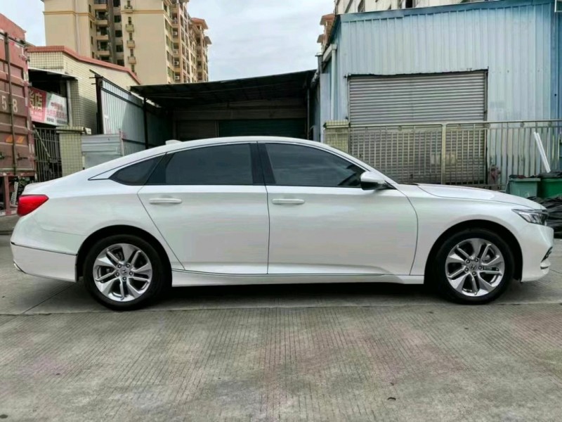 中山21年本田雅阁2