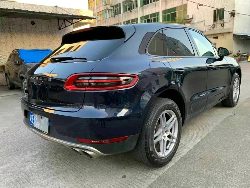 中山18年保时捷Macan5