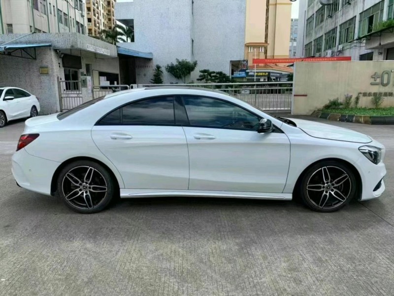 中山18年奔驰CLA2