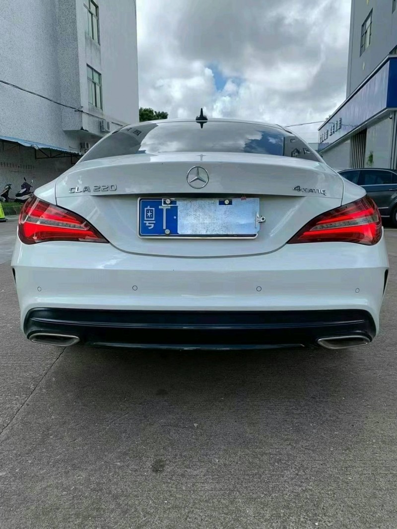 中山18年奔驰CLA4