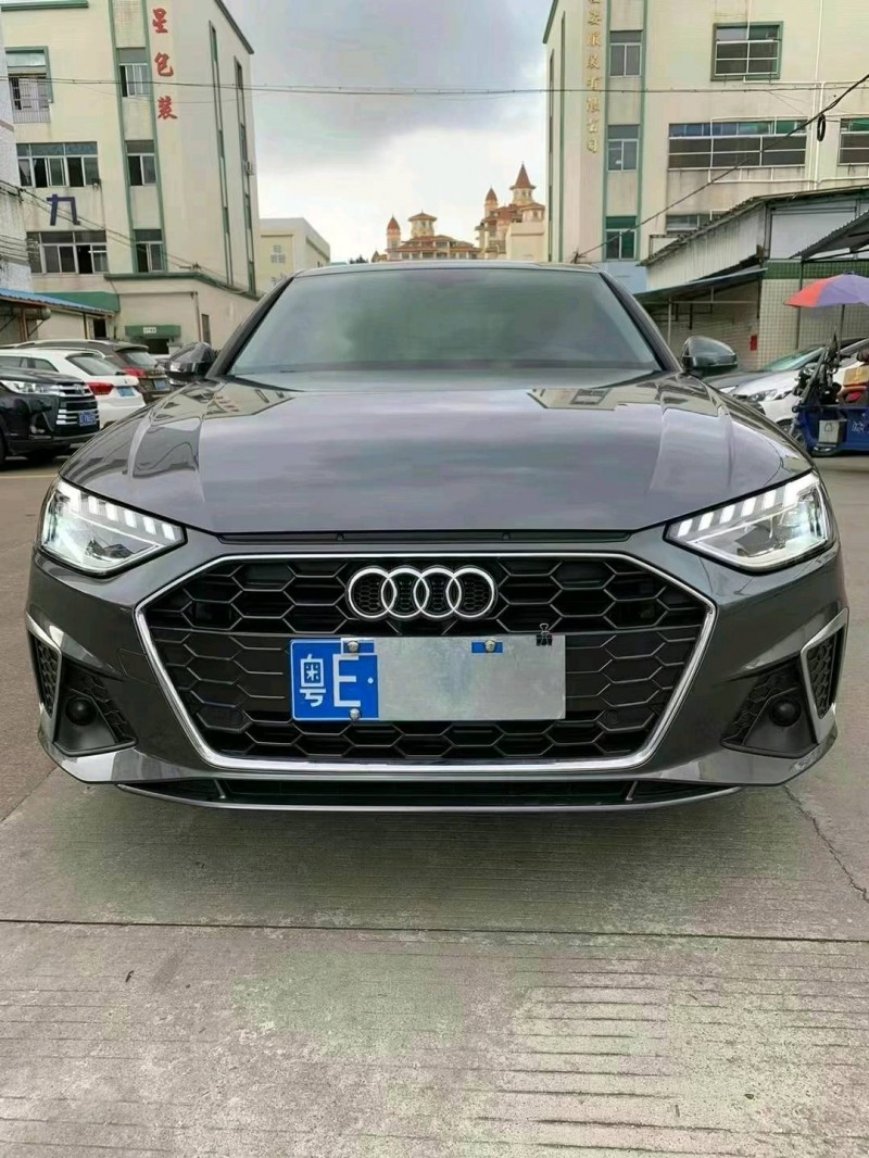 中山21年奥迪A4L1