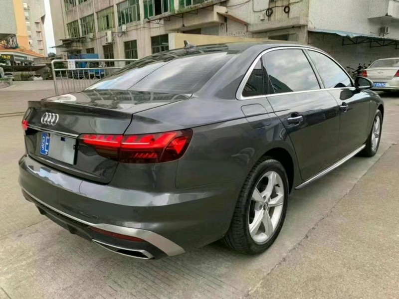 中山21年奥迪A4L5
