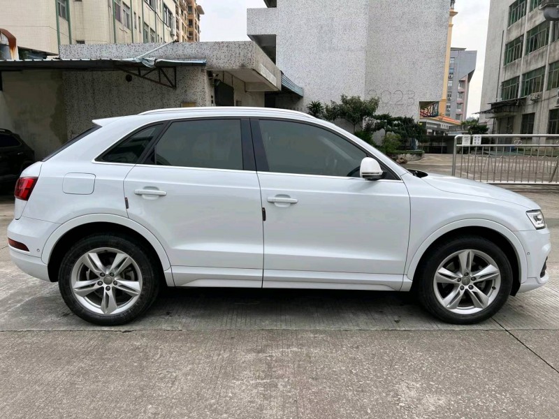中山18年奥迪Q32