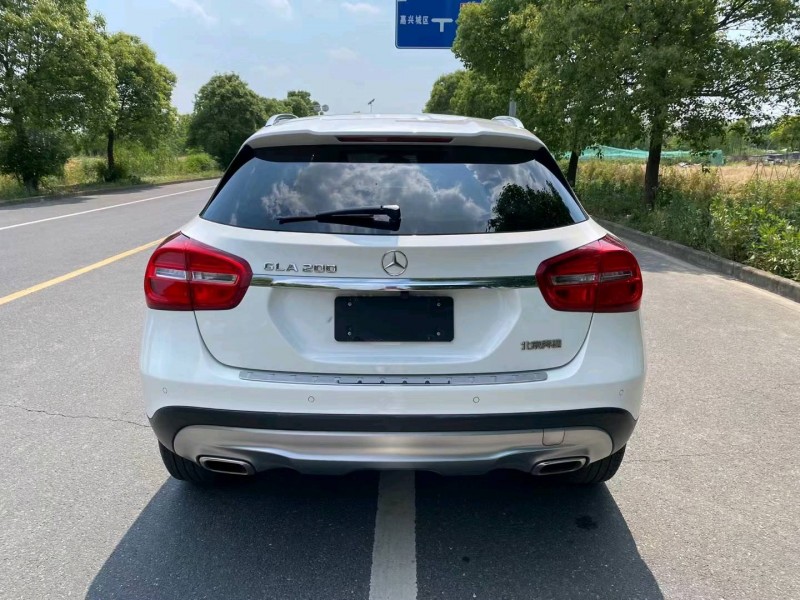 嘉兴16年奔驰GLA1
