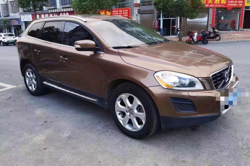 宜春11年沃尔沃XC602