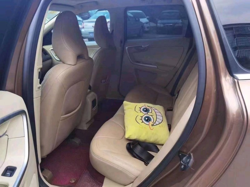 宜春11年沃尔沃XC604