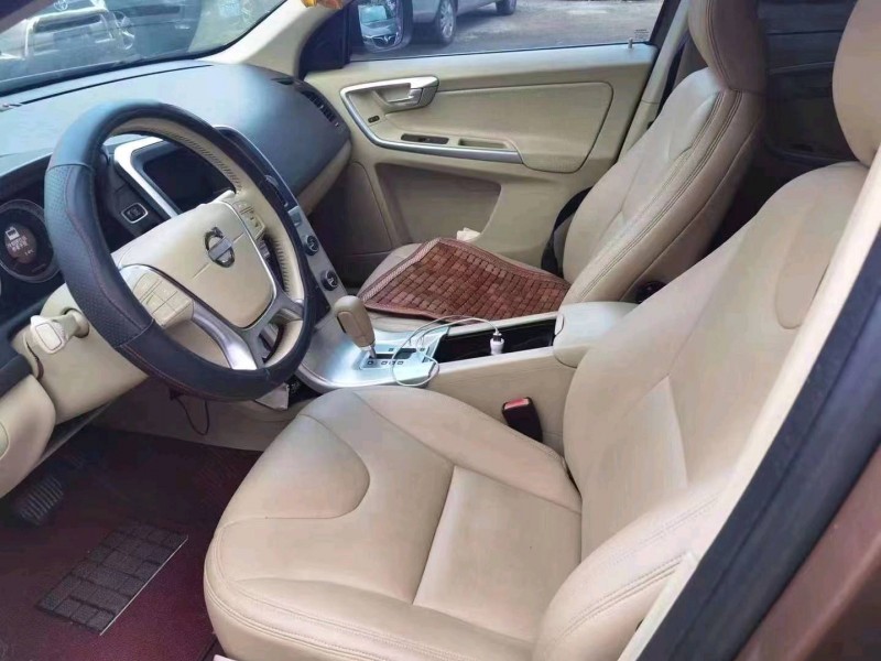 宜春11年沃尔沃XC607