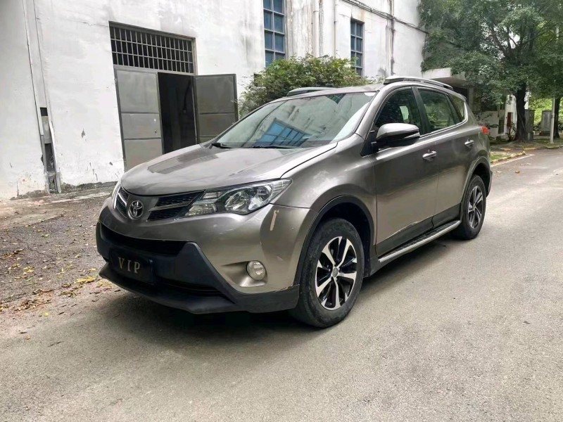 珠海16年丰田RAV4荣放3
