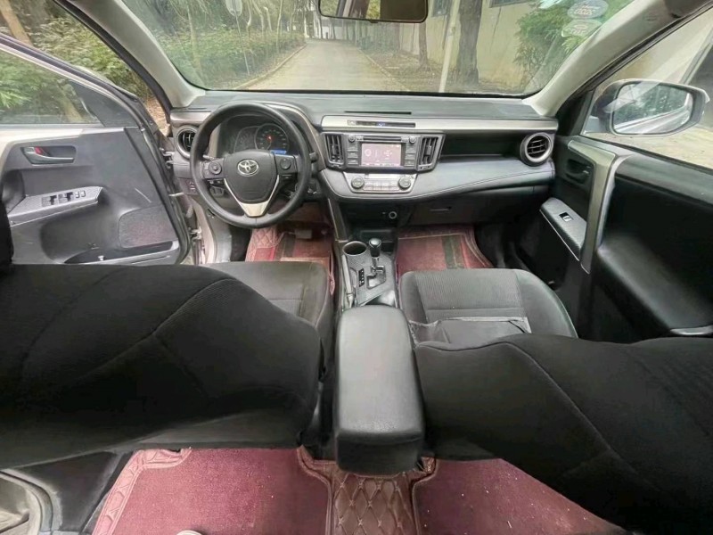 珠海16年丰田RAV4荣放5