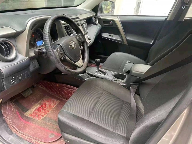 珠海16年丰田RAV4荣放8
