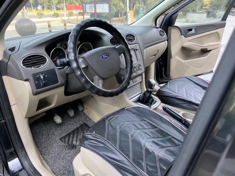 枣庄09年福特福克斯4