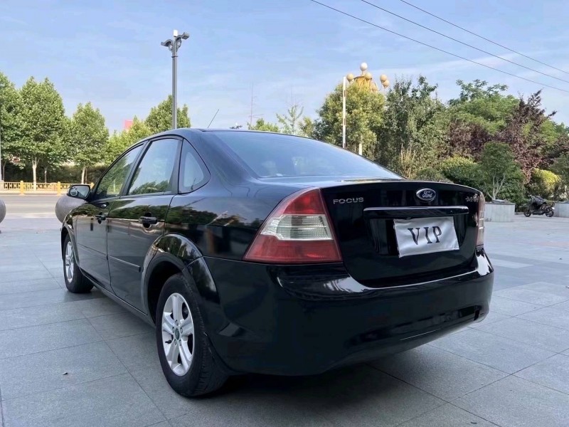 枣庄09年福特福克斯9