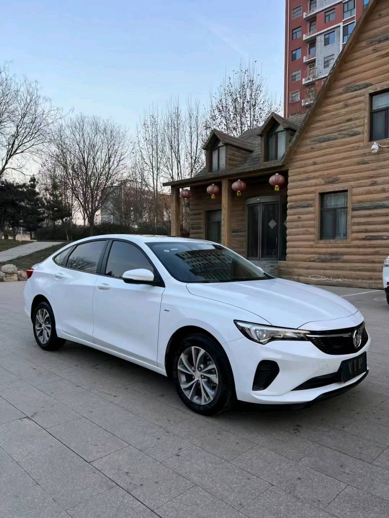 邢台22年别克威朗7