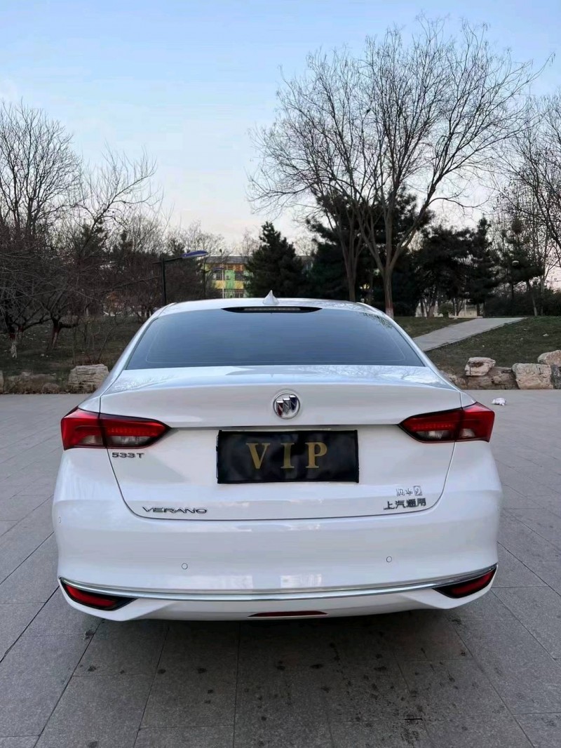 邢台22年别克威朗5