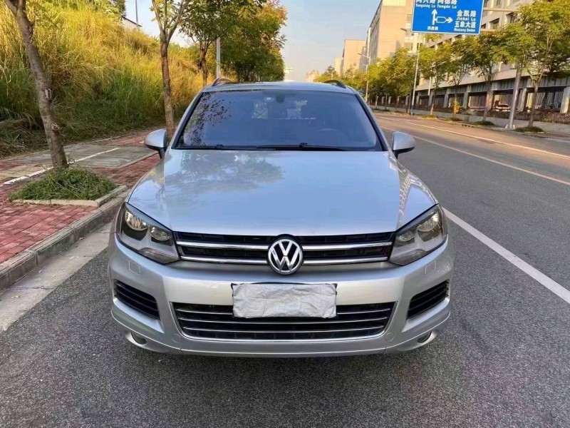 邯郸12年大众途锐4