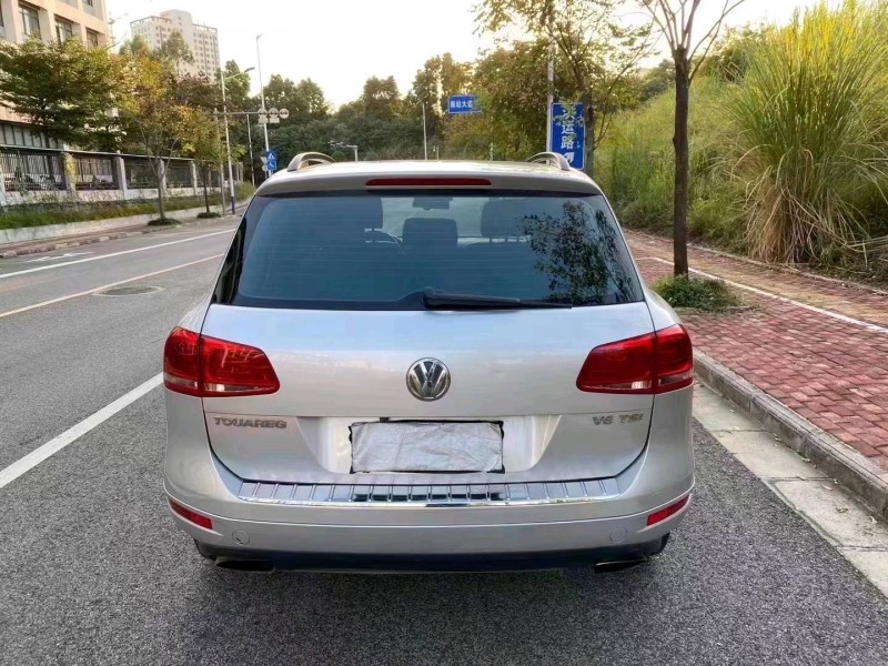 邯郸12年大众途锐2