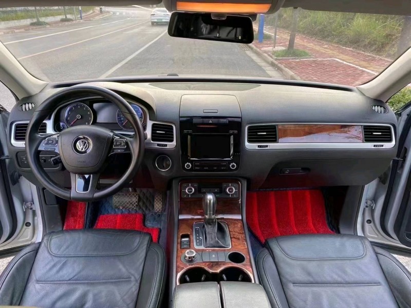 邯郸12年大众途锐1