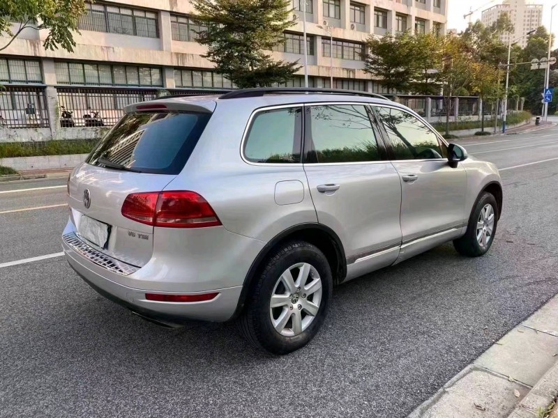 邯郸12年大众途锐5