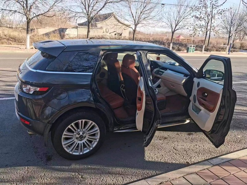 邯郸14年路虎极光1