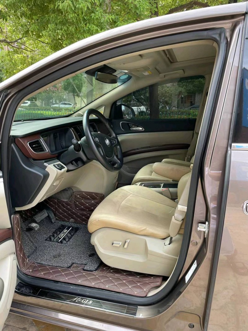 淮南16年别克GL88