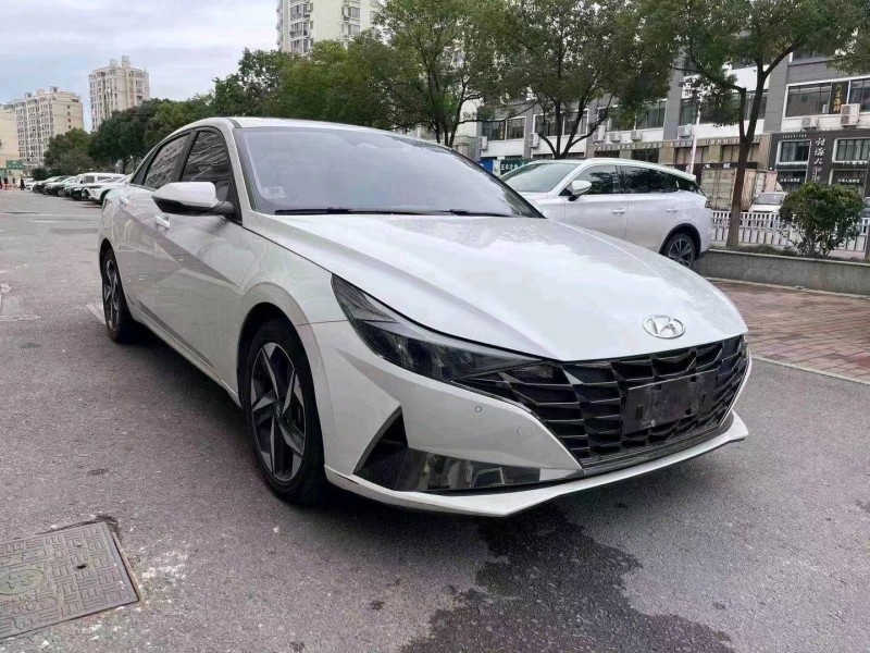 嘉兴21年现代伊兰特3