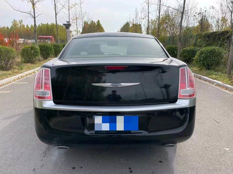枣庄16年克莱斯勒300C6