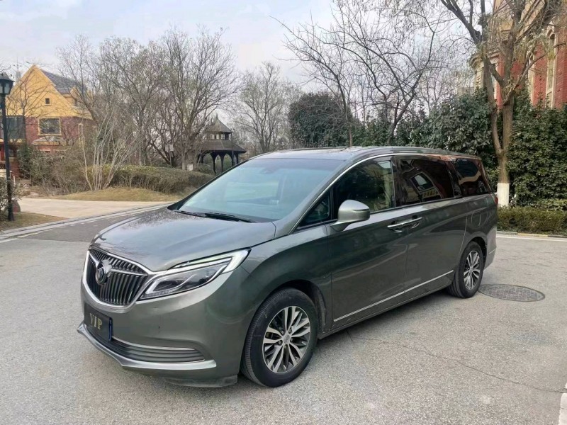 枣庄18年别克GL88