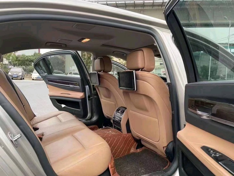 宜昌13年宝马7系5