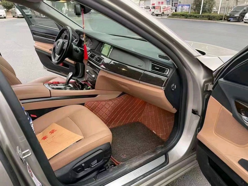 宜昌13年宝马7系9