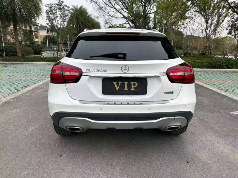 嘉兴18年奔驰CLA2