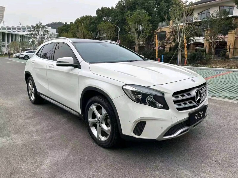 嘉兴18年奔驰CLA4