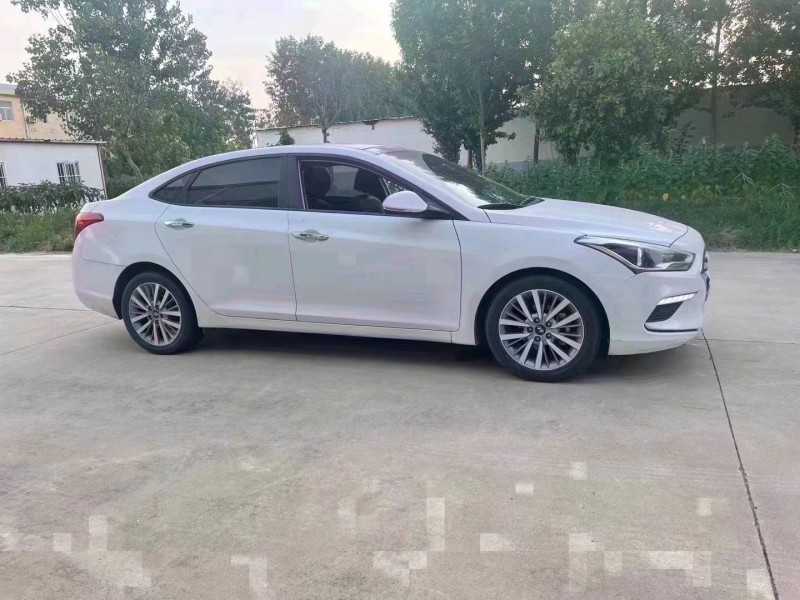 北京20年现代名图2