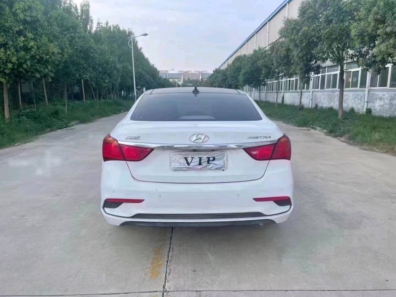 北京20年现代名图9