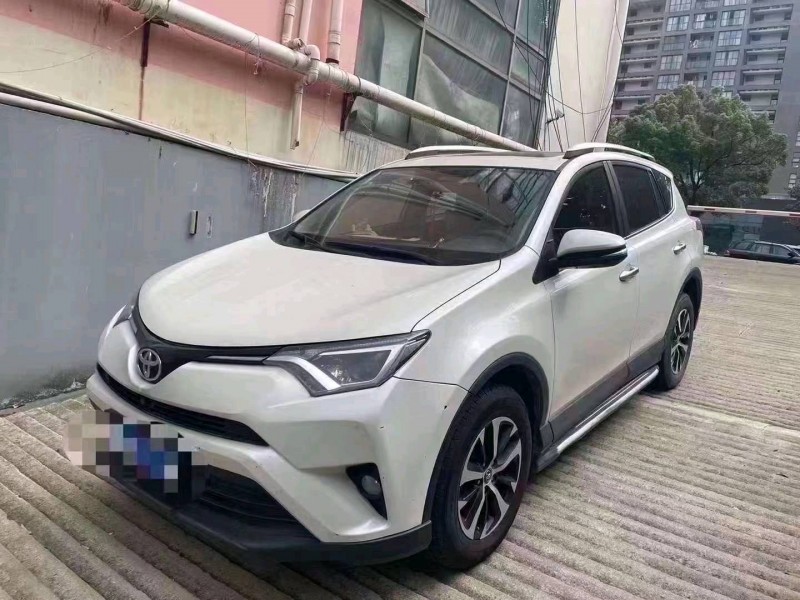嘉兴18年丰田RAV42