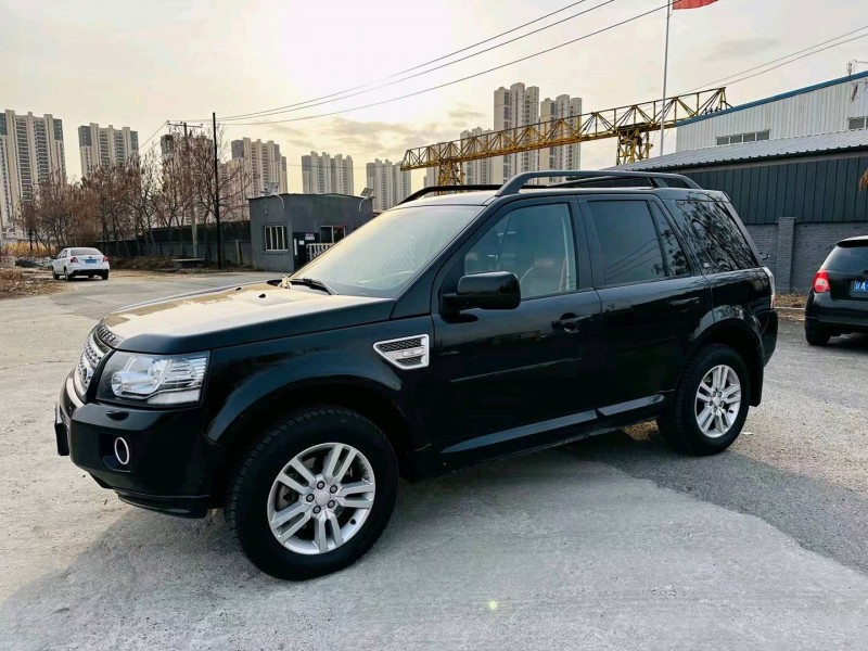 沈阳14年路虎神行者2