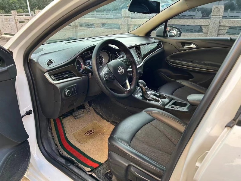 嘉兴17年别克威朗1