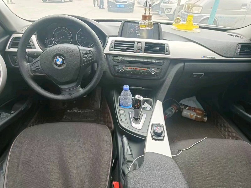 宜昌15年宝马3系8