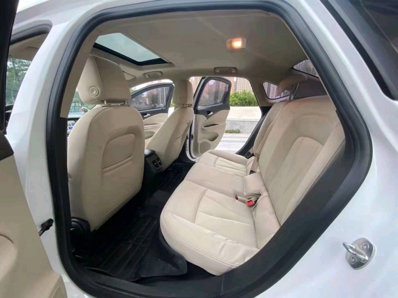 珠海18年别克威朗9