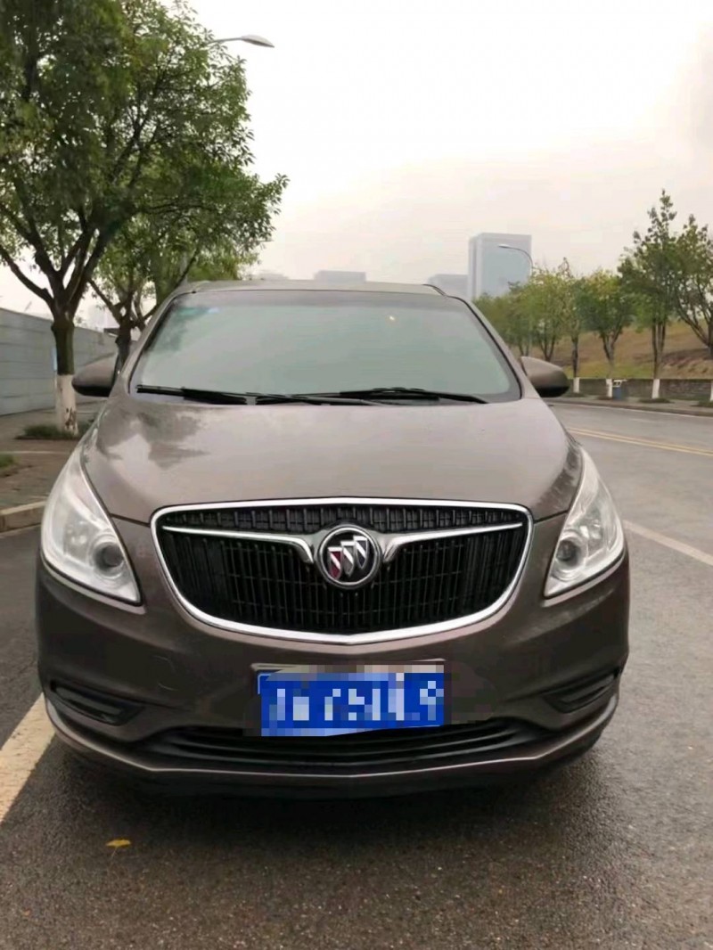 重庆17年别克GL81