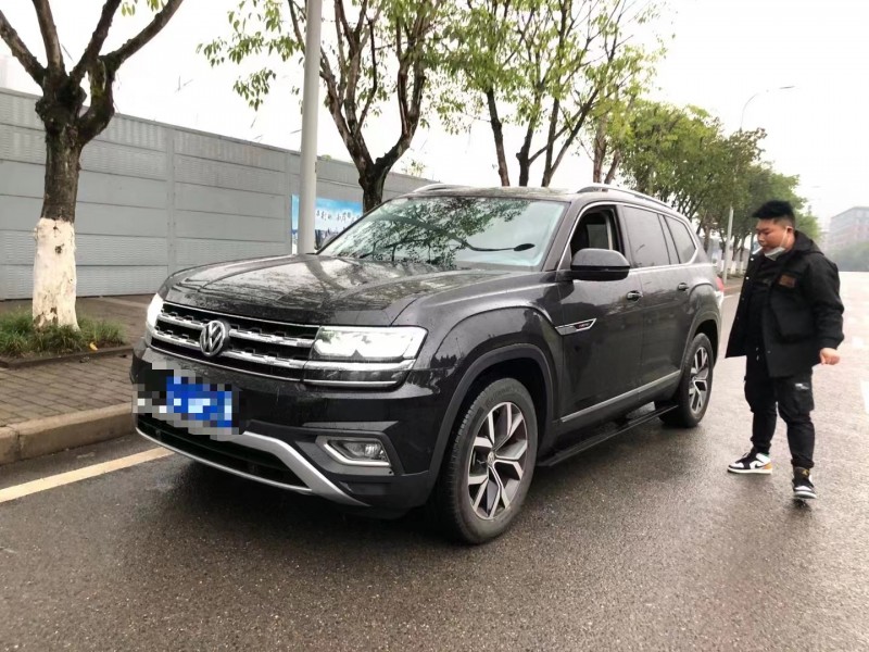 重庆19年大众途昂7