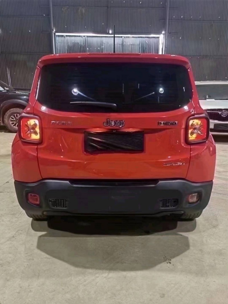 廊坊17年Jeep自由侠9