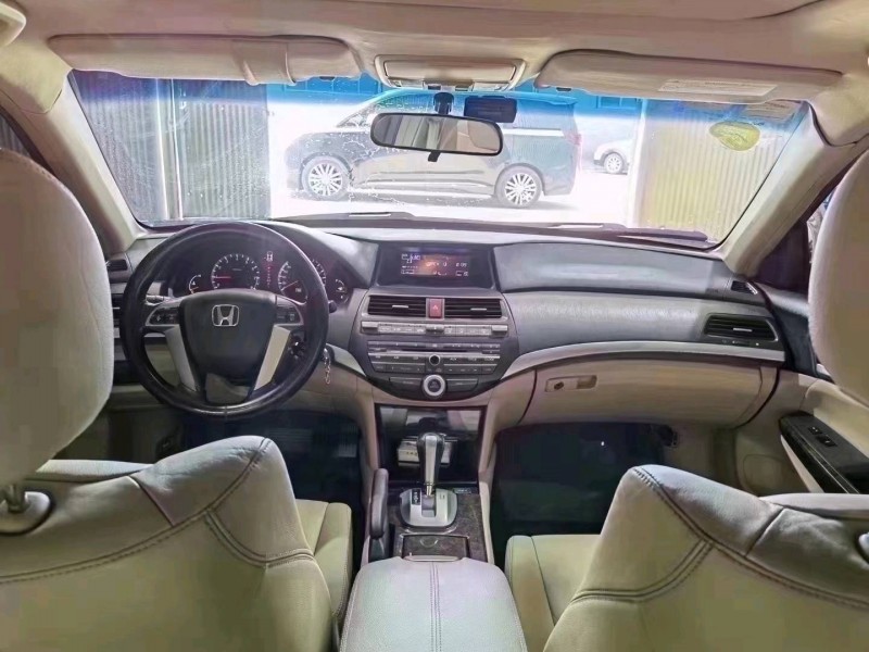 廊坊10年本田雅阁6