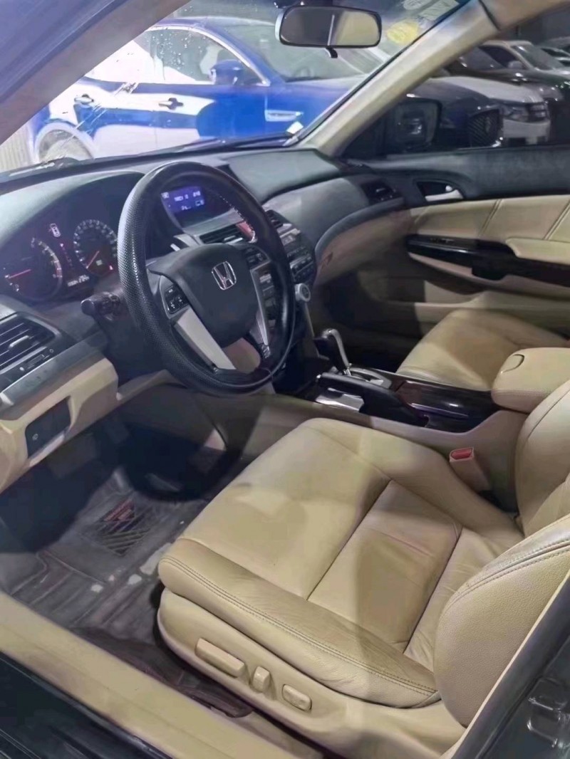 廊坊10年本田雅阁5