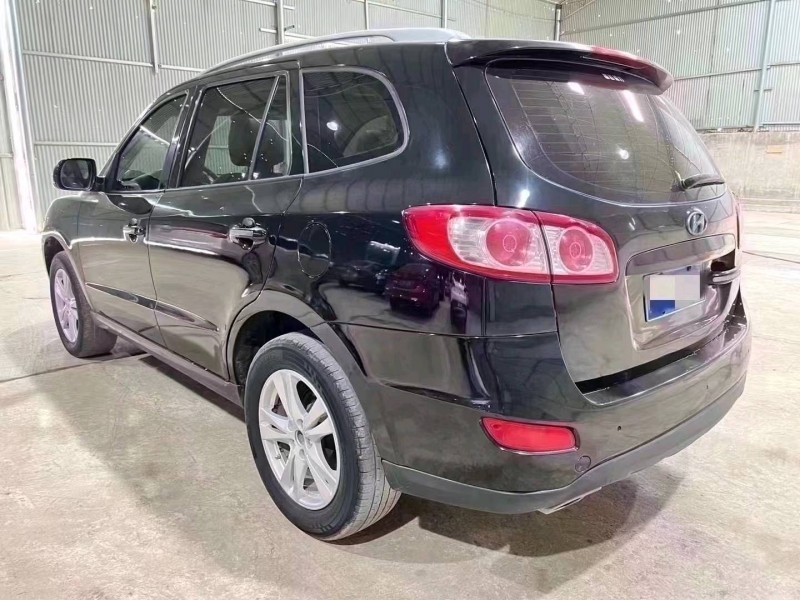 廊坊10年现代全新胜达6