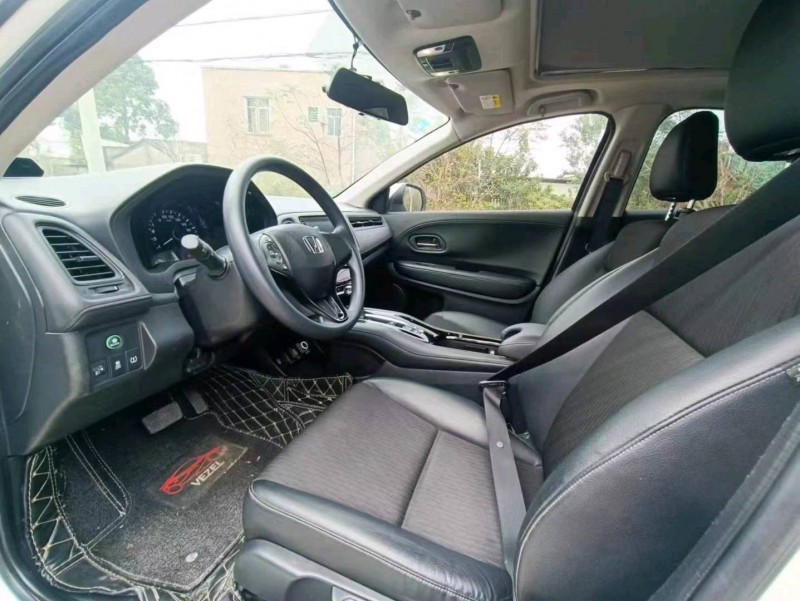 珠海19年本田缤智6